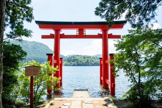 Hakone Shrine's vermillion Peace Torii rising out of Lake Ashinoko