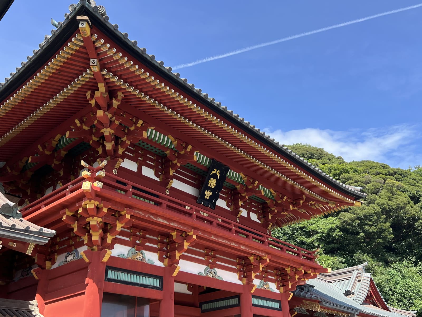 The main gate of Tsurugaoka Hachimangu shrine in Kamakura